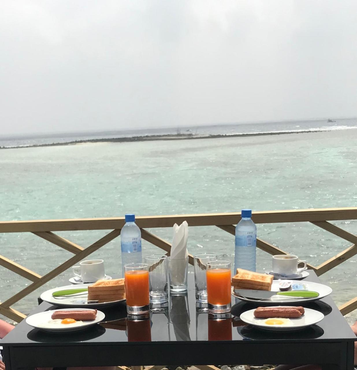 String Wave Maldives Hotel Gulhi Exterior photo