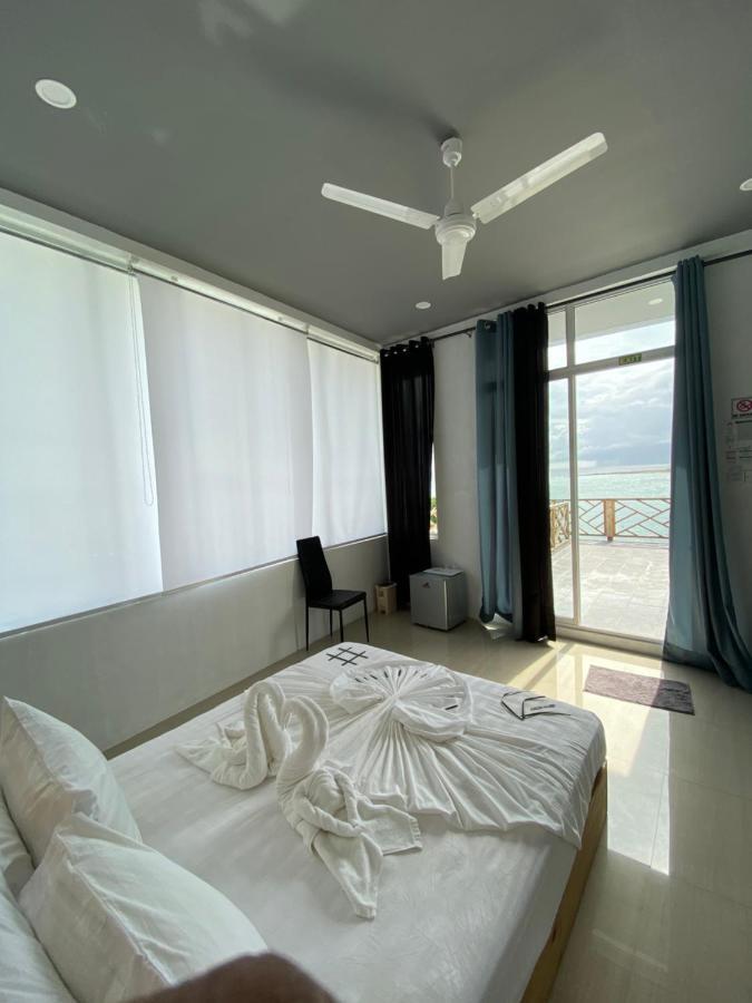 String Wave Maldives Hotel Gulhi Exterior photo